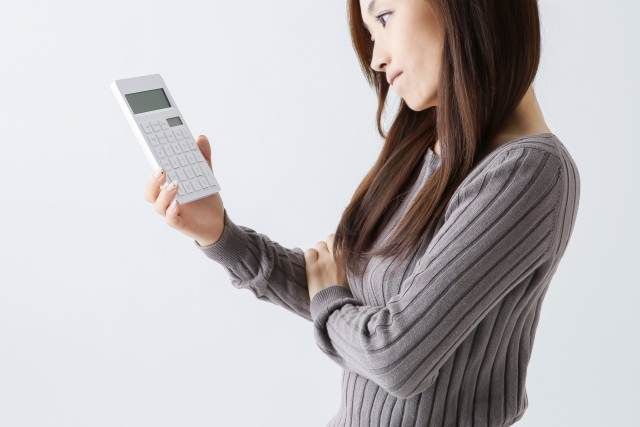 毎月の生活費を抑えよう!かかる費用はどのくらい?